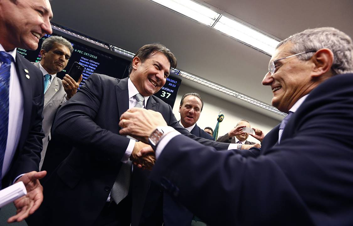 Arthur Maia comemora aprovação do texto-base da Reforma da Previdência