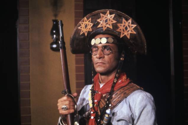 Nelson Xavier como o Rei do Cangaço na minissérie 'Lampião e Maria Bonita', da TV Globo em 1982 Nelson Xavier como o Rei do Cangaço na minissérie 'Lampião e Maria Bonita', da TV Globo em 1982
