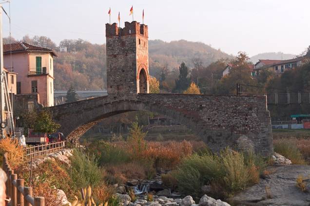 Cidade de Bormida, na Itália Cidade de Bormida, na Itália