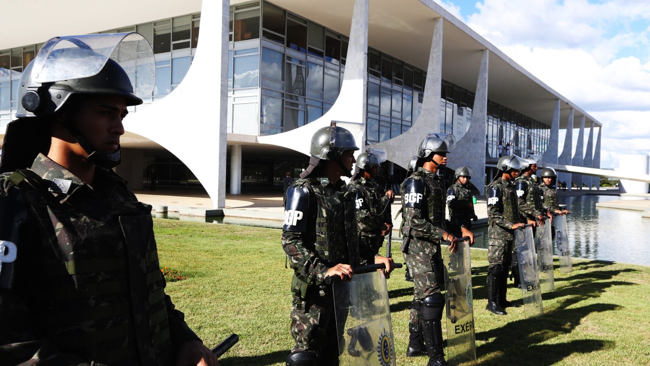 Segurança é reforçada no Palácio do Planalto