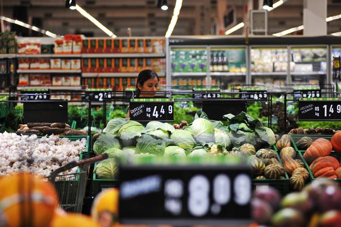 Compras em supermercado – Legumes