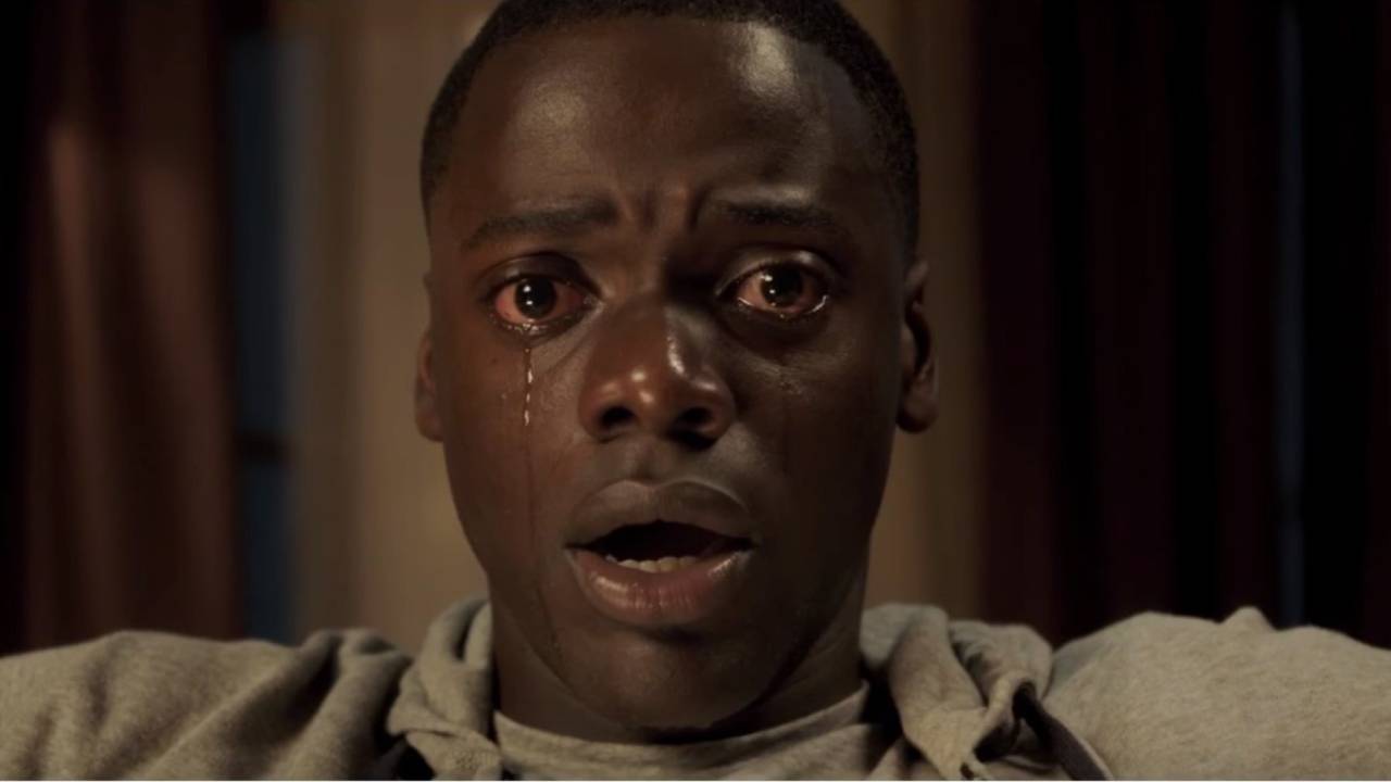 Aclamado longa de terror 'Corra' é lançado hoje nos cinemas brasileiros