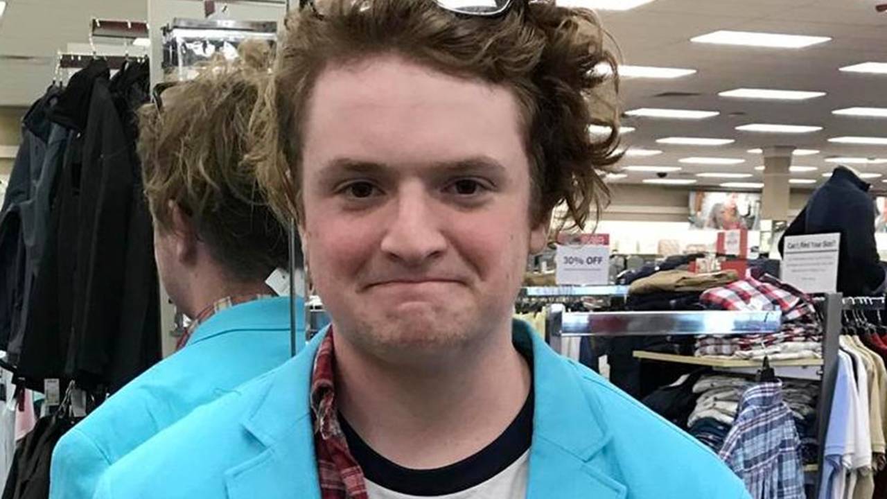 Davis Allen Cripe, 16, morreu após consumir mais do que a quantidade diária permitida de cafeína por dia, em menos de duas horas.