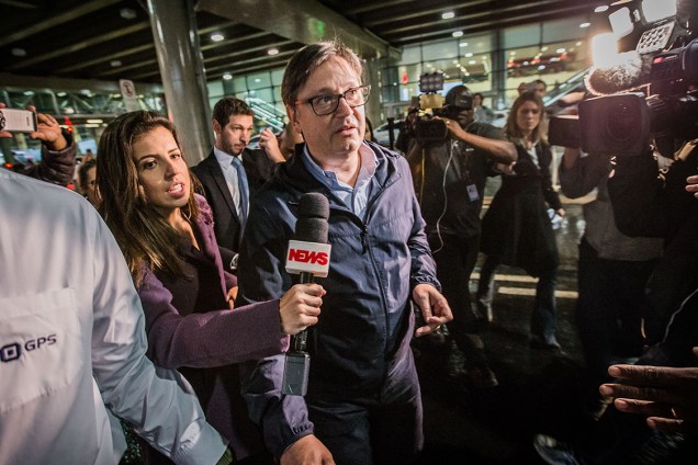 Deputado federal Rodrigo Rocha Loures (PMDB-PR) chega em Guarulhos pelo Aeroporto de Cumbica, após ser citado na delação de executivos da JBS