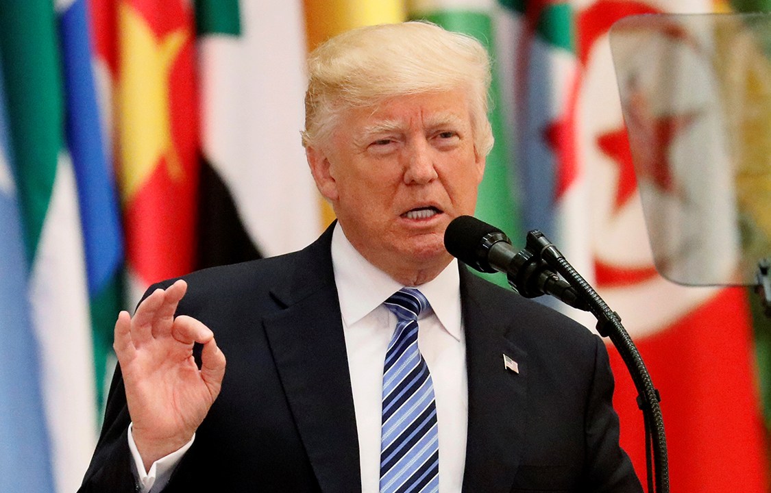 Presidente dos Estados Unidos, Donald Trump, discursa durante convenção árabe-islâmico-americana em Riyadh, na Arábia Saudita
