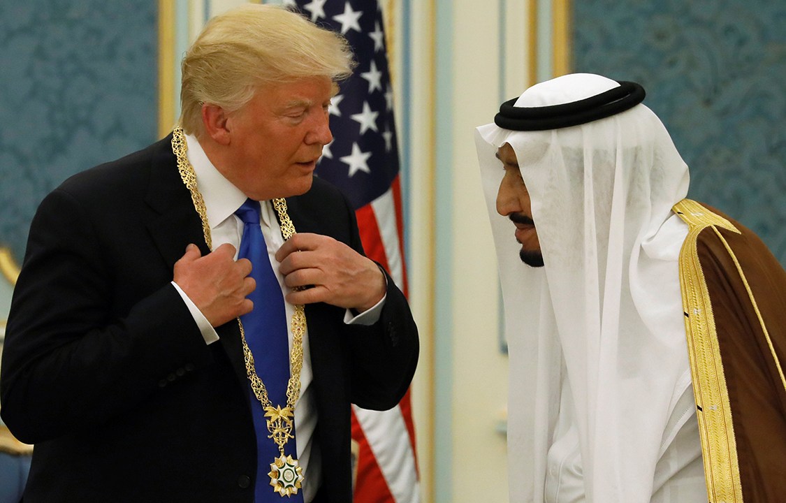 Rei da Arábia Saudita, Salman bin Abdulaziz Al Saud, e presidente dos Estados Unidos, Donald Trump, em Riyadh, na Arábia