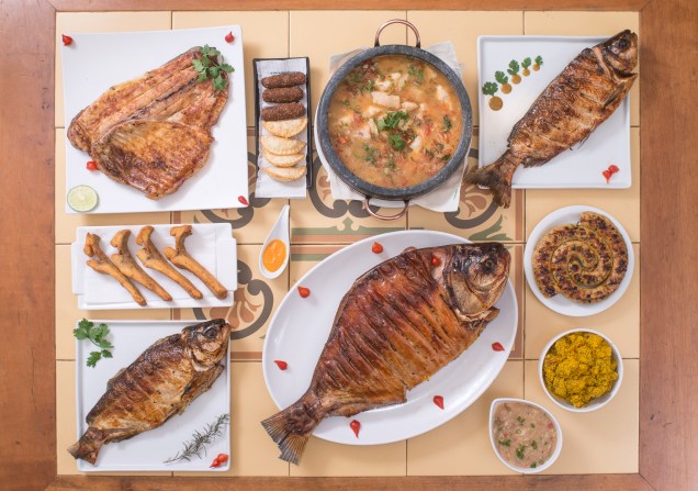 Lélis Peixaria: mais de 28 receitas preparadas com oito tipos de peixes