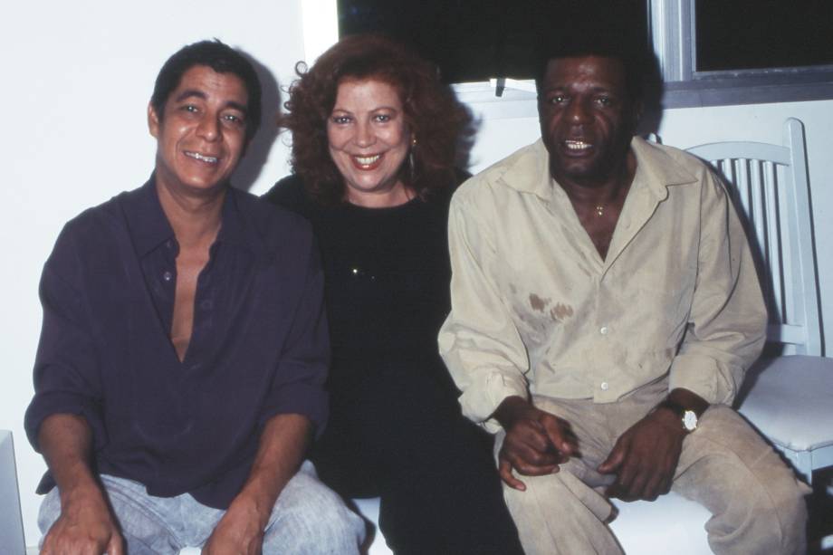 Zeca Pagodinho, cantor, com Beth Carvalho e Almir Guineto, no estúdio de gravação do CD "Casa do Samba 3" em 1999