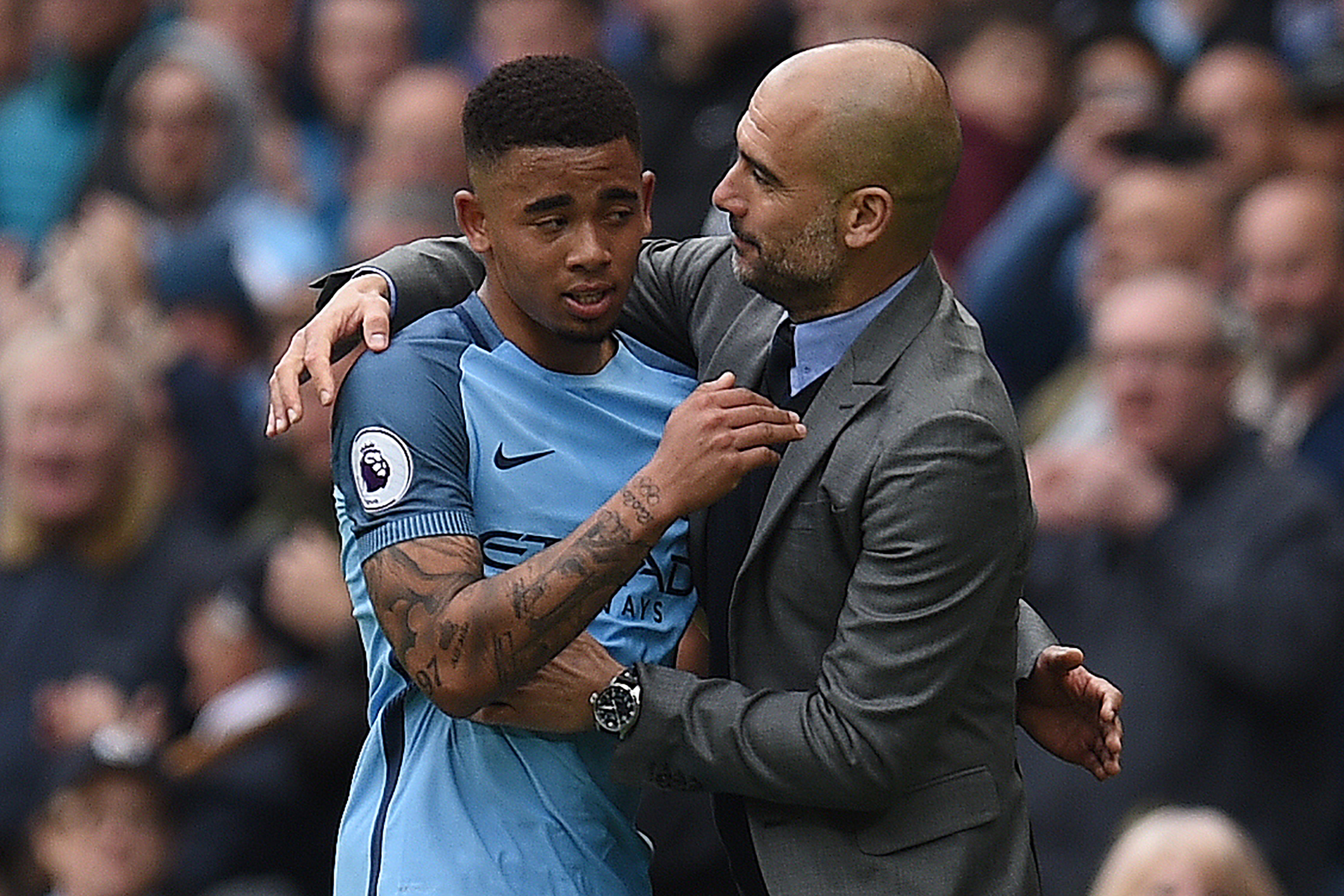 Gabriel Jesus e Pep Guardiola