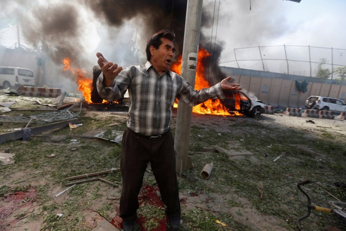 Ataque a bomba em Cabul no Afeganistão