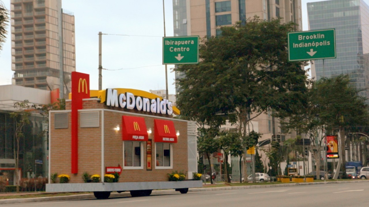 Fachada de unidade do McDonald's em São Paulo -