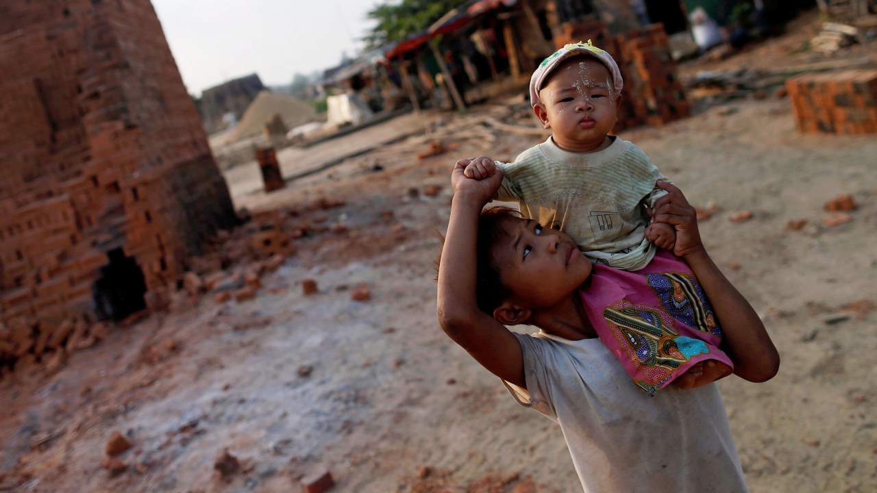 Crianças em Mianmar