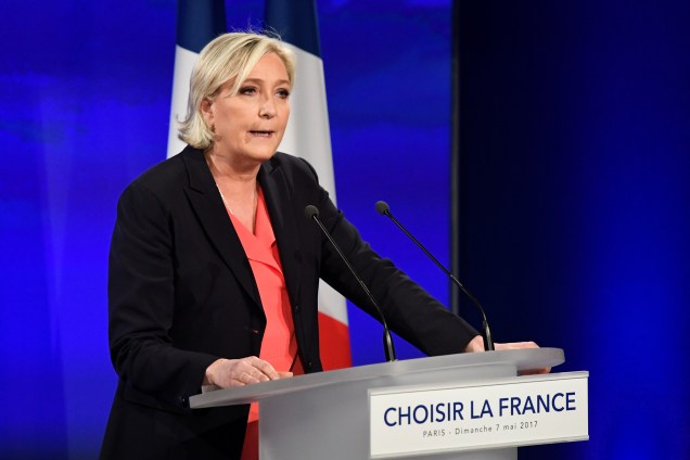 Marine Le Pen reconhece a vitória de Emmanuel Macron na disputa pela Presidência da França - 07/05/2017