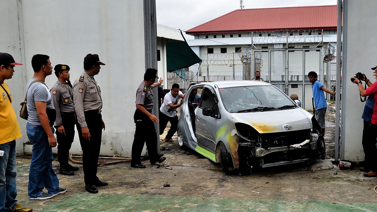Fuga em massa em prisão na Indonésia