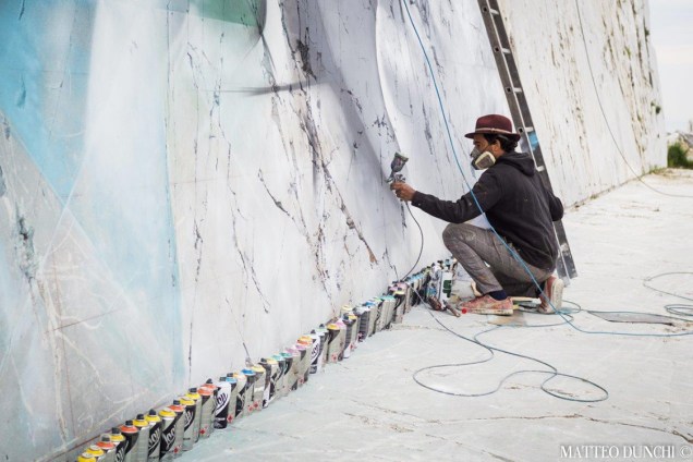Novo mural do artista plástico Kobra em Carrara, Itália