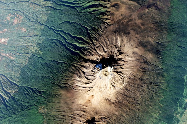 O monte Kilimanjaro na Tanzânia