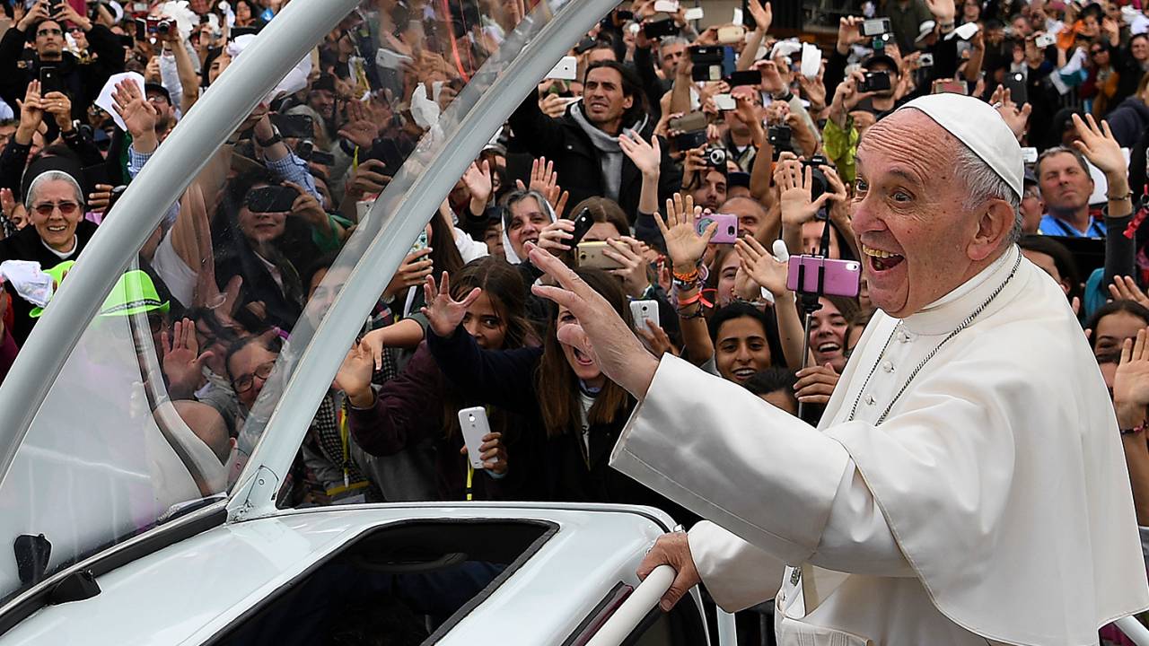 Papa Francisco canoniza crianças de Fátima em Portugal