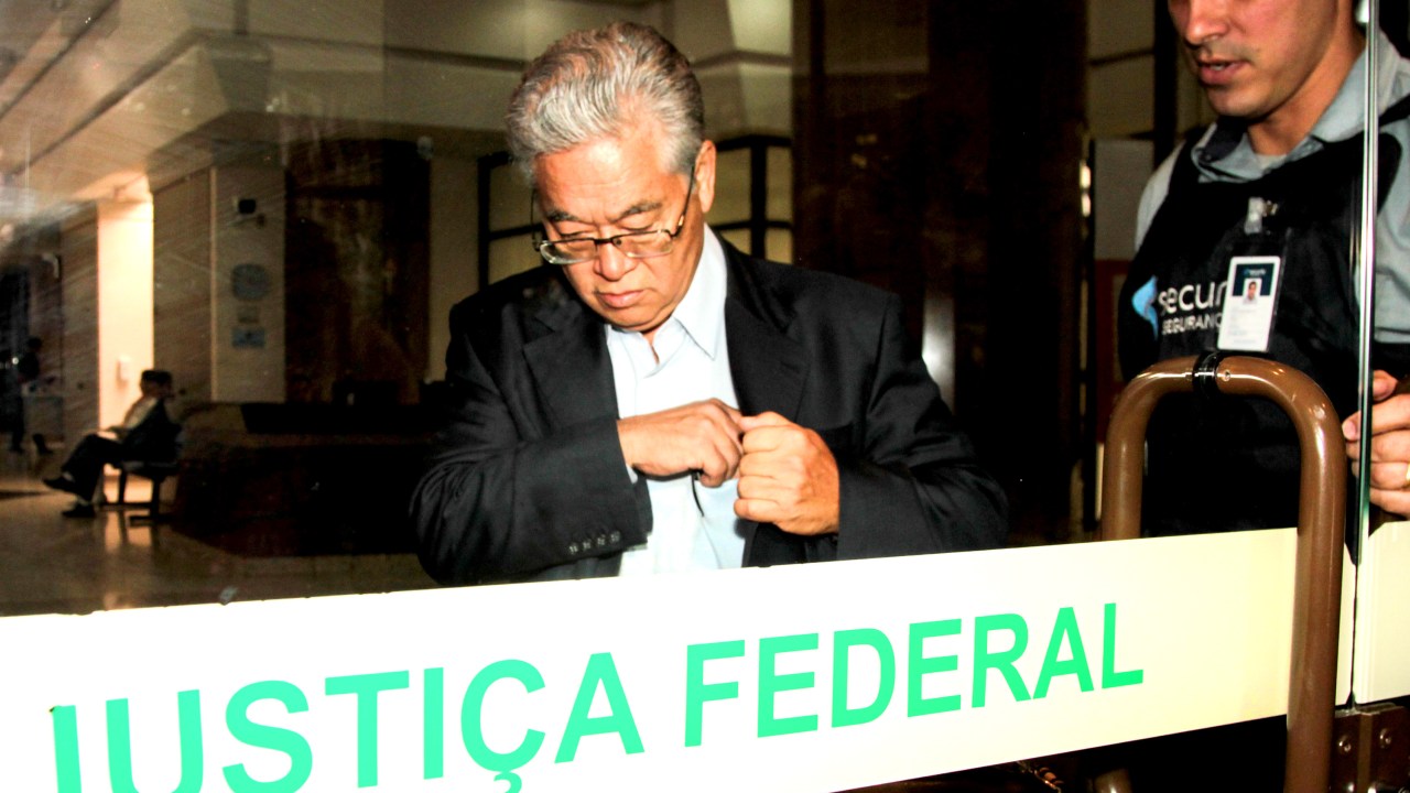 Paulo Okamoto, presidente do instituto Lula, chega a sede da justiça federal no Paraná - 04/05/2017