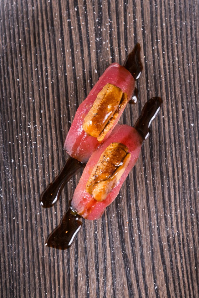 Delicadeza e sofisticação: dupla de atum com foie gras do Haru