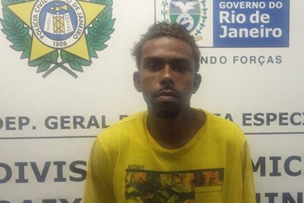 Carlos Sandro de Oliveira foi preso em flagrante por ter matada a enteada, de 2 anos de idade