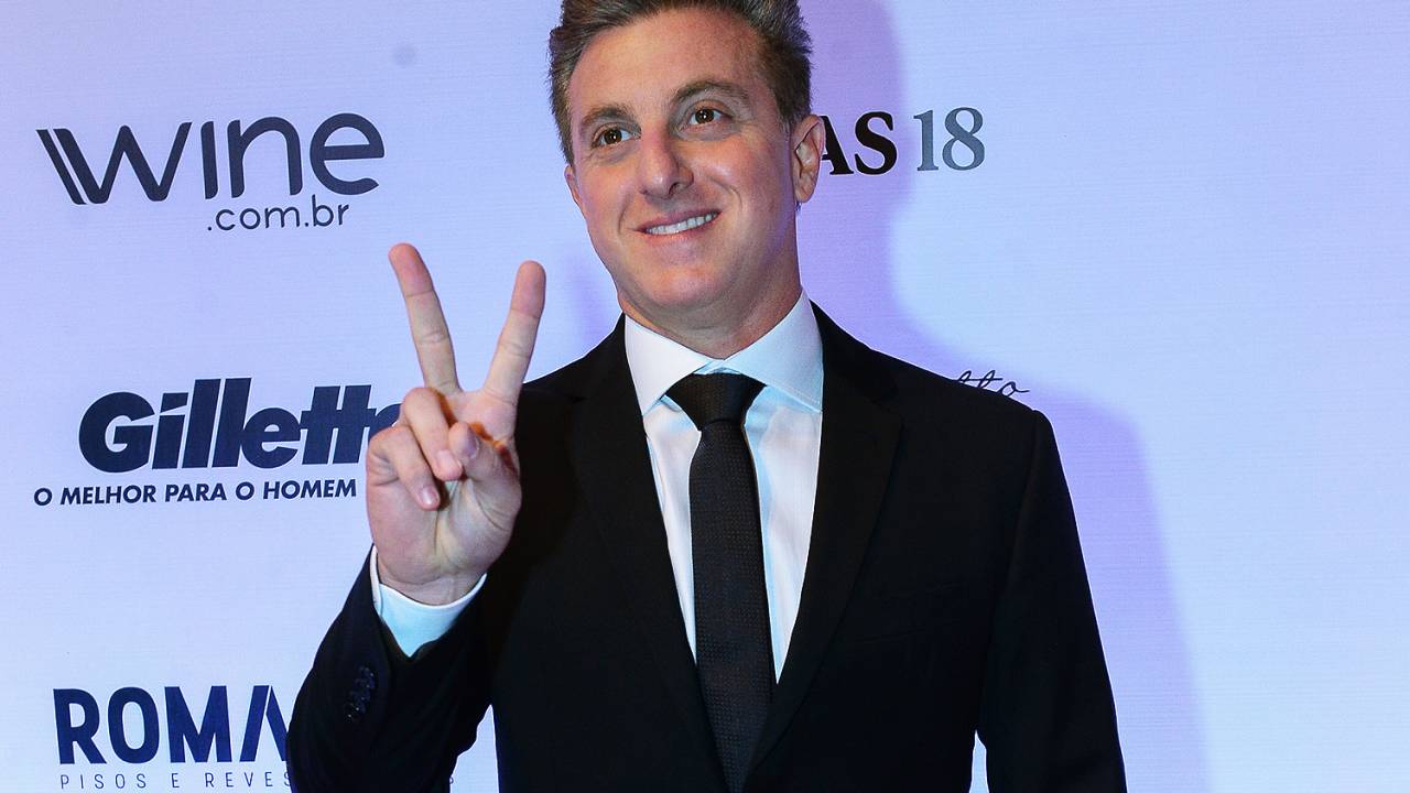 O apresentador Luciano Huck