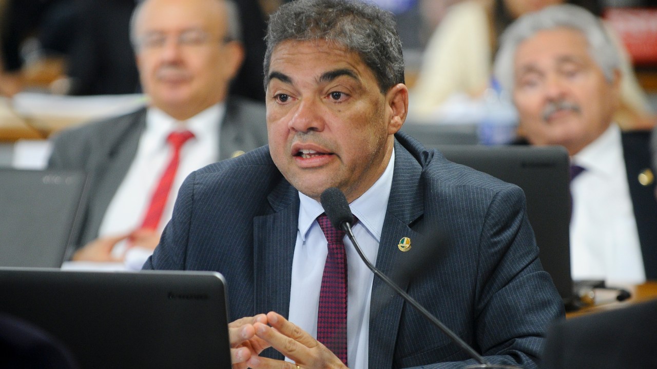 Senador Hélio José (PMDB-DF)