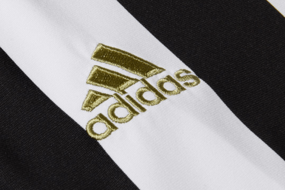 Juventus anuncia nova camisa com patrocínio da Adidas