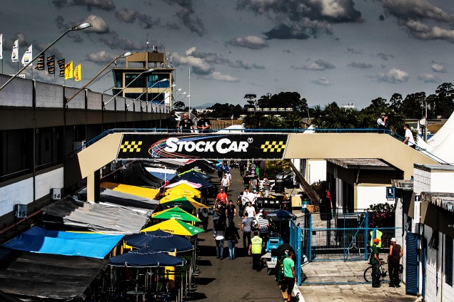 Movimentação no autódromo internacional de Curitiba onde acontece neste final de semana corrida do milhão da Stock Car - 30/06/2017