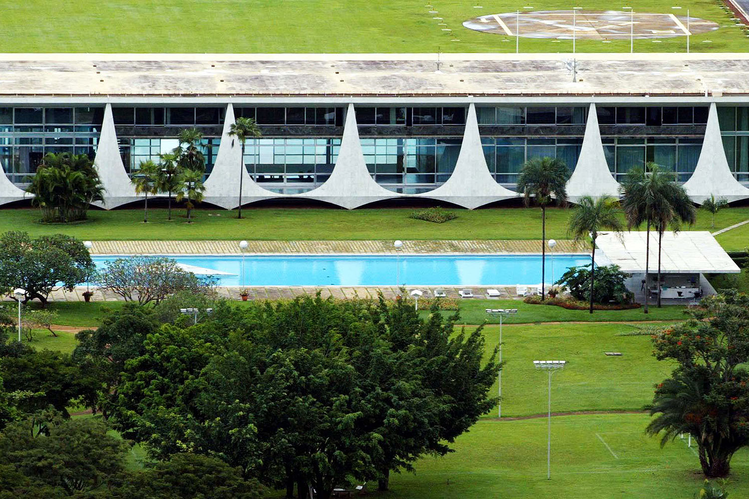 Alvorada fechado ao público por tempo indeterminado VEJA