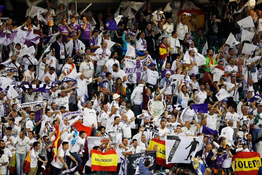 Torcedores durante a final da Liga dos Campeões da Europa entre Real Madrid e Juventus no Millenium Stadium, em Cardiff, no País de Gales - 03/06/2017