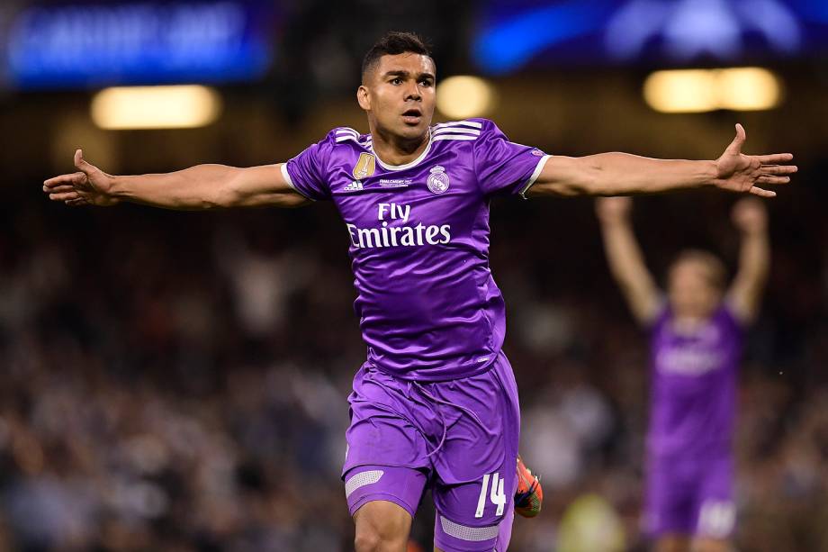 Casemiro do Real Madrid comemora o gol durante a partida contra a Juventus na final da Liga dos Campeões da Europa no Millenium Stadium, em Cardiff, no País de Gales - 03/06/2017