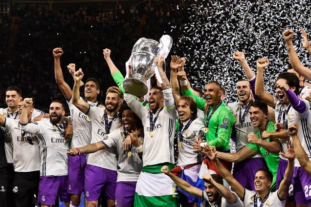 Real Madrid conquista título da Liga dos Campeões da Europa no Millenium Stadium, em Cardiff, no País de Gales, após vencer a Juventus por 4 a 1 - 03/06/2017 Real Madrid conquista título da Liga dos Campeões da Europa no Millenium Stadium, em Cardiff, no País de Gales, após vencer a Juventus por 4 a 1 - 03/06/2017