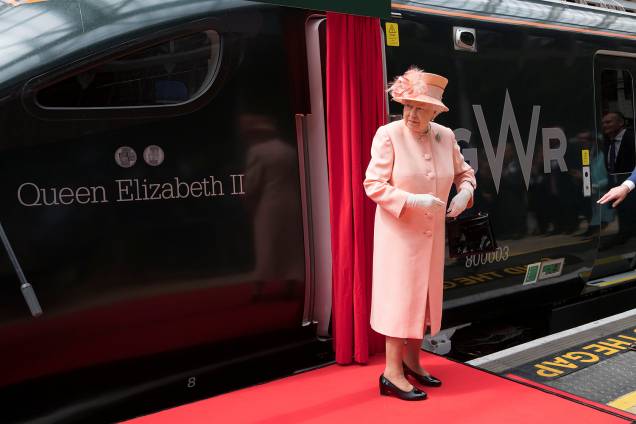 Rainha Elizabeth II na celebração do 175º aniversário da primeira viagem de trem por um monarca britânico em Londres, no Reino Unido - 13/06/2017