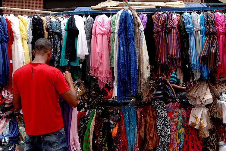 Economia - Consumo - Inflação - produtos - Pib - comércio de rua
