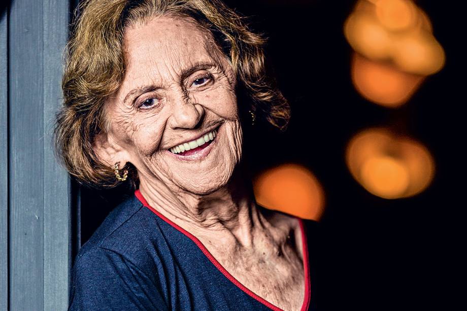 MEXEU COM UMA... -
Laura sobre José Mayer: “desculpas esfarrapadas”