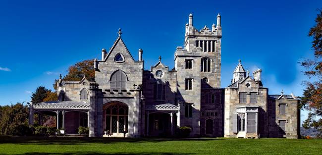 lyndhurst-1626592_1920
