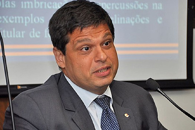 Marcelo Miller, ex-procurador, citado por Michel Temer em pronunciamento