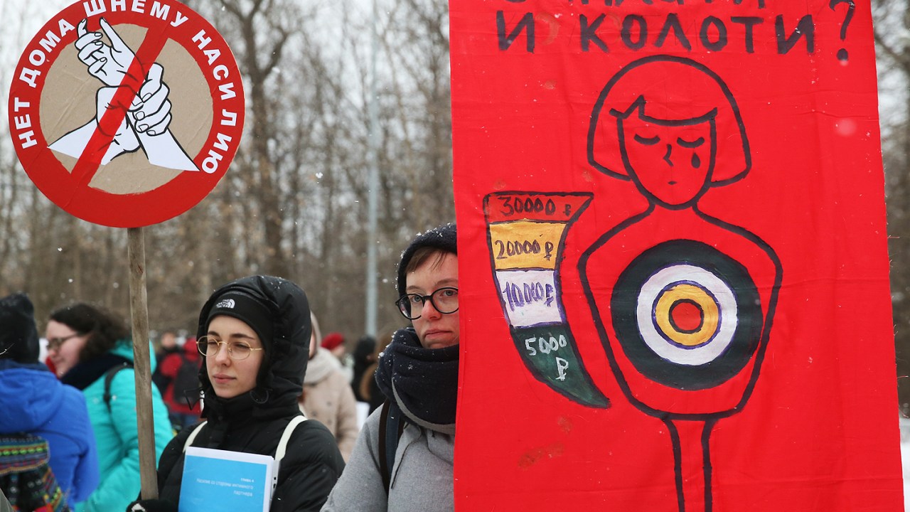 Rússia: violência doméstica contra mulheres