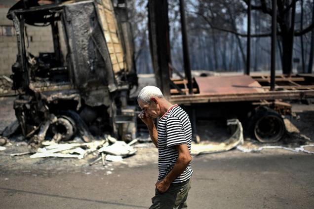 Incêndio florestal na região central de Portugal deixou pelo menos 62 mortos até agora - 19/06/2017 Incêndio florestal na região central de Portugal deixou pelo menos 62 mortos até agora - 19/06/2017