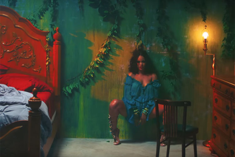 Rihanna no clipe 'Wild Thoughts', do DJ Khaled