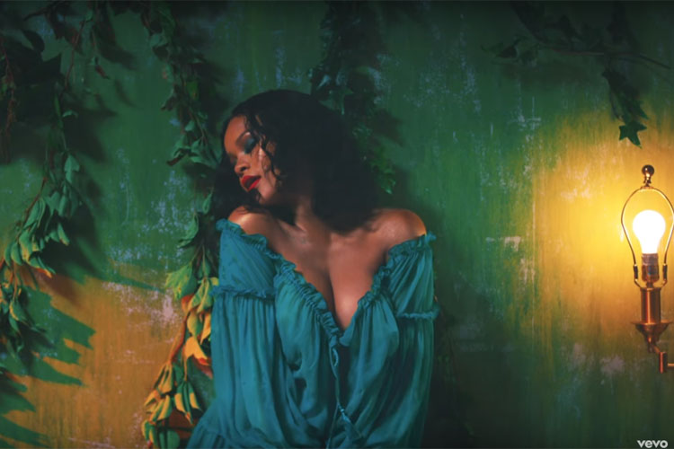 Rihanna no clipe 'Wild Thoughts', do DJ Khaled