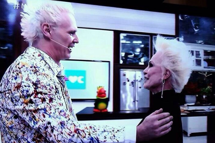 Supla e Ana Maria Braga no Mais Você: brincadeira com cabelo igual