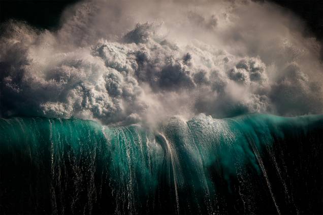 Fotografia Aérea - Com o título "Supra", o fotógrafo Ray Collins representou o efêmero momento do choque das ondas em Nova Gales do Sul, Austrália Fotografia Aérea - Com o título "Supra", o fotógrafo Ray Collins representou o efêmero momento do choque das ondas em Nova Gales do Sul, Austrália
