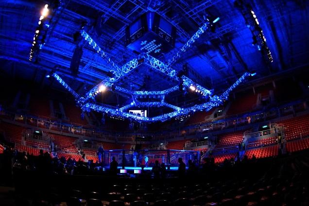 Octógono da Arena da Barra, na zona oeste do Rio de Janeiro, palco da disputa entre Aldo vs. Holloway no UFC 212 Rio - 03/06/2017