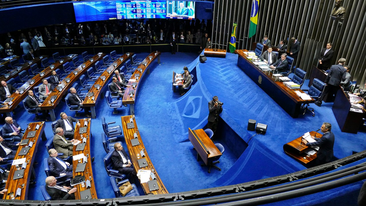 Senador Aécio Neves (PSDB-MG)