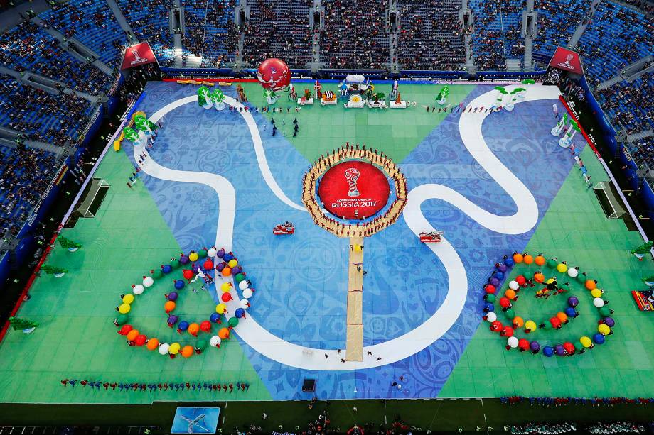 Cerimônia de encerramento antes da partida entre Chile e Alemanha válida pela Final da Copa das Confederações 2017, realizada no Estádio Krestovsky, em São Petersburgo, na Rússia - 02/07/2017