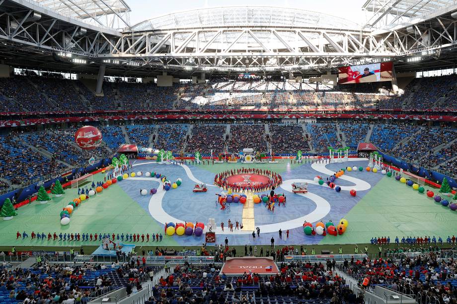 Cerimônia de encerramento antes da partida entre Chile e Alemanha válida pela Final da Copa das Confederações 2017, realizada no Estádio Krestovsky, em São Petersburgo, na Rússia - 02/07/2017
