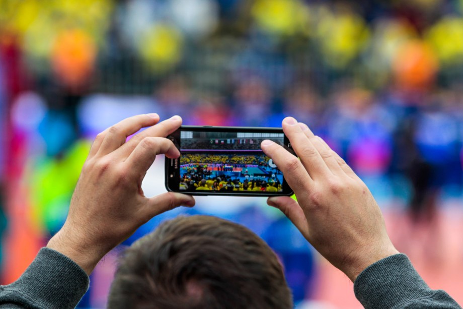 Partida entre Brasil e Rússia, válida pela fase final da Liga Mundial de Vôlei, realizada na Arena da Baixada, em Curitiba, nesta quinta-feira (6).