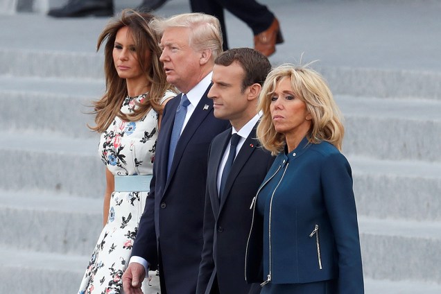Os presidentes Donald Trump (EUA) e Emmanuel Macron (França) durante a comemoração do Dia da Bastilha, em Paris - 14/07/2017