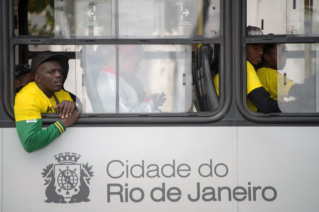 Ato reúne moradores de diversas comunidades no I Encontro de favelas pela Paz, realizado na Avenida Atlântica, em Copacabana, zona sul do Rio de Janeiro -02/07/2017